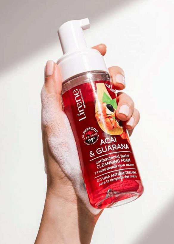 Φυσικός αφρός καθαρισμού προσώπου με ACAI και GUARANA Lirene SUPERFOOD 150 ml